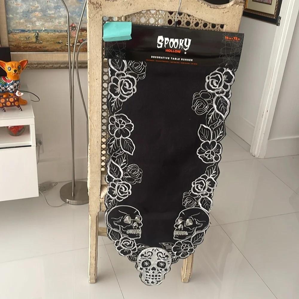 Spooky Hollow Halloween Black Silver Detailed Skull & Roses Table Runner